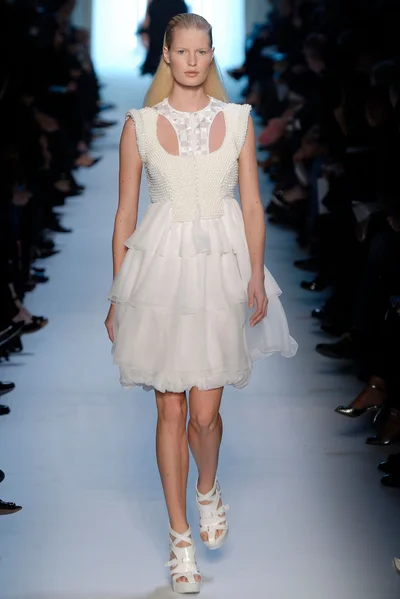 Look 42